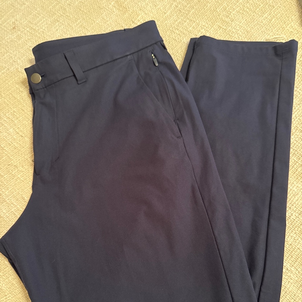 Men’s Lululemon Comission Pant